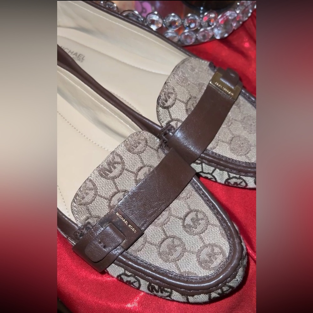 Michael Kors Brown Monogram Loafers🍂🤎 - Picture 4 of 7